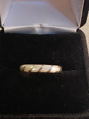 Sterling Silver Mother of Pearl Inlay Ring Size 7.75